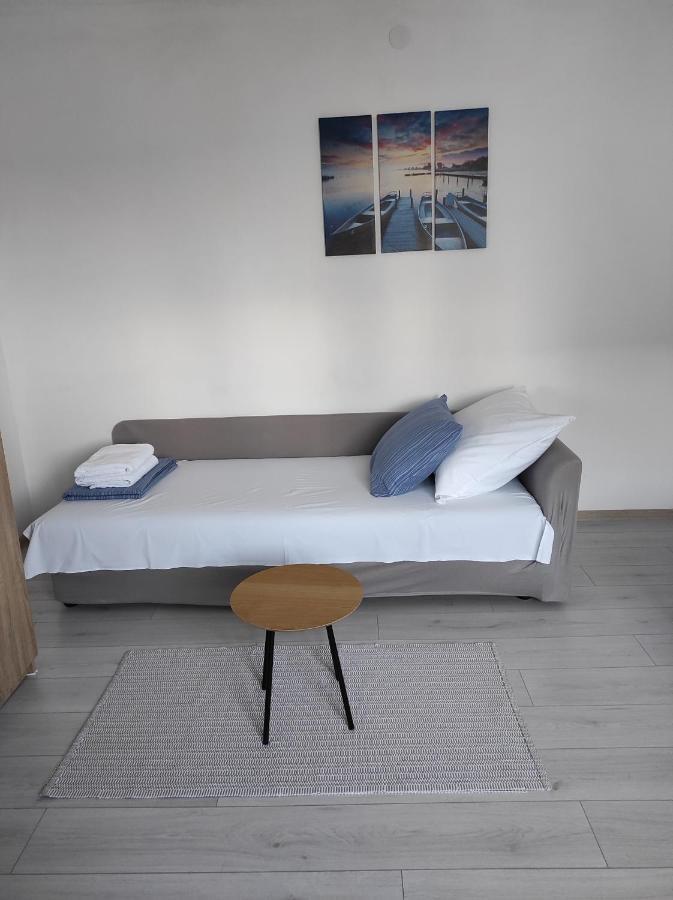 Apartman Domi スルニュ エクステリア 写真